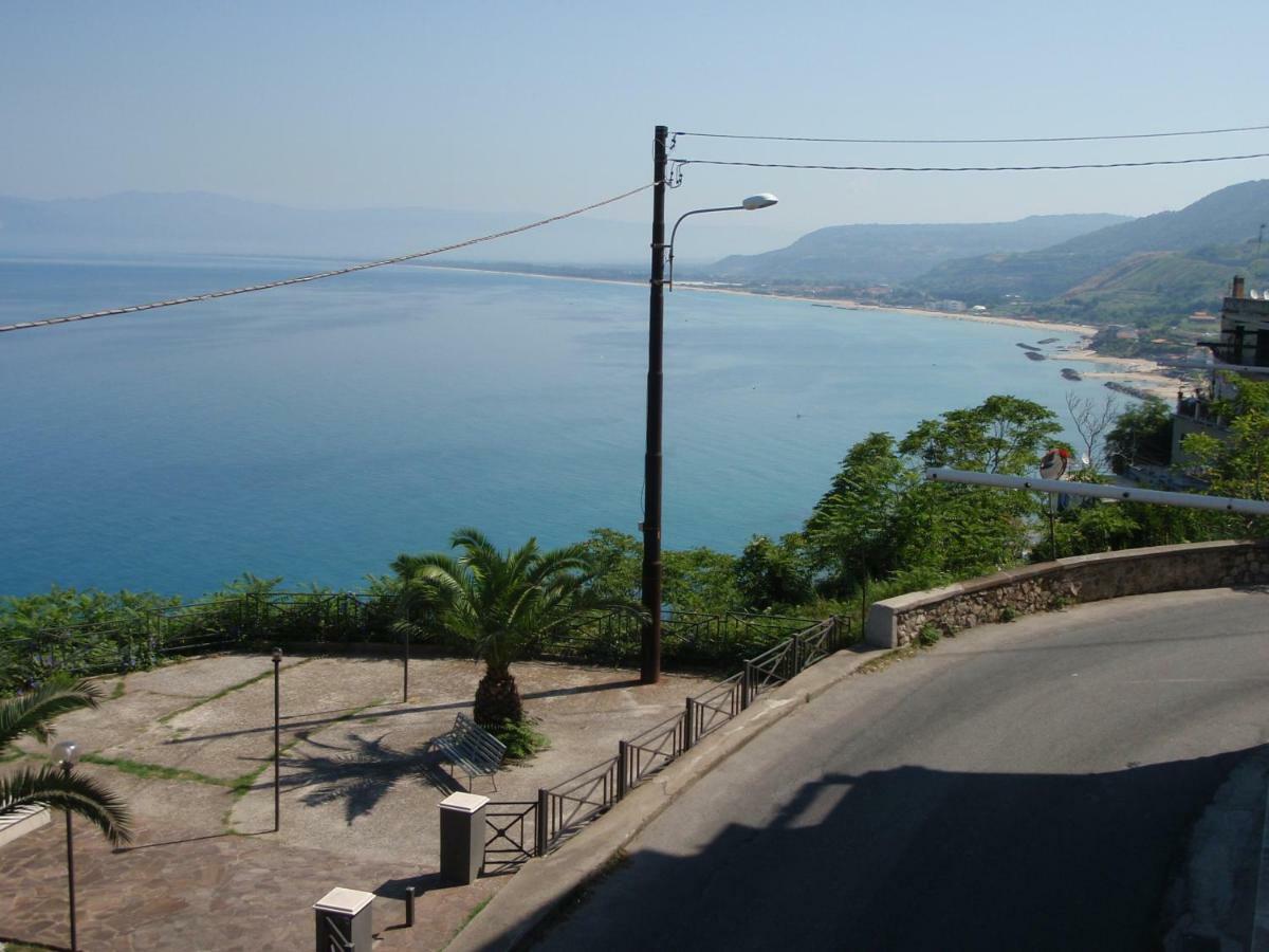 Sabbia Di Marinella Apartman Pizzo Kültér fotó