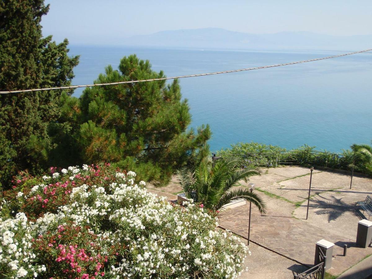 Sabbia Di Marinella Apartman Pizzo Kültér fotó